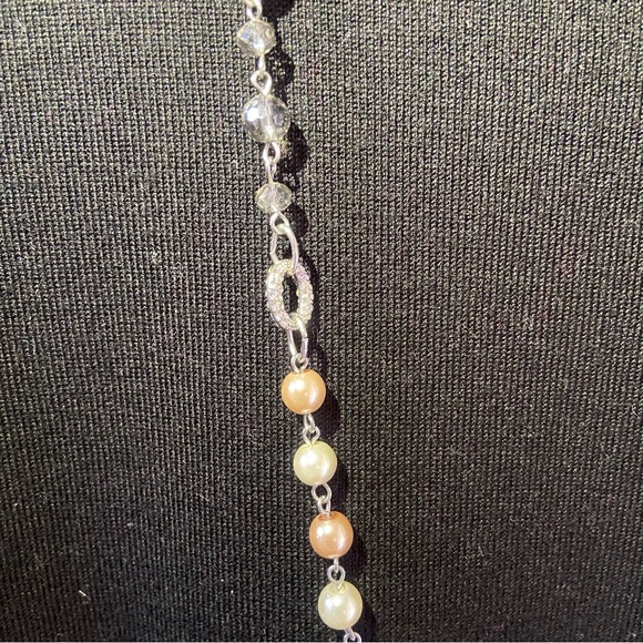 ⭐️💲5 add-on⭐️ Faux pearl necklace - Picture 3 of 10
